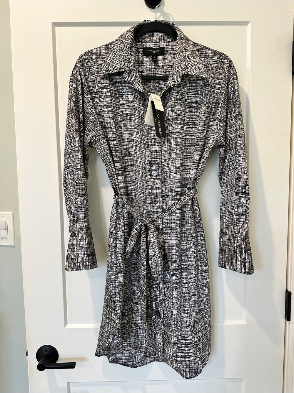 Banana Republic Black & White Button-Front Shirt Dress